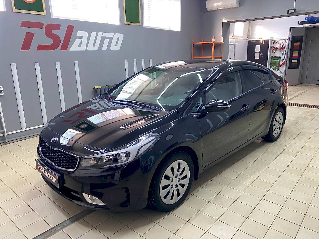 Шумоизоляция Kia Cerato в Алматы Шумоизоляция Kia Cerato в Алматы